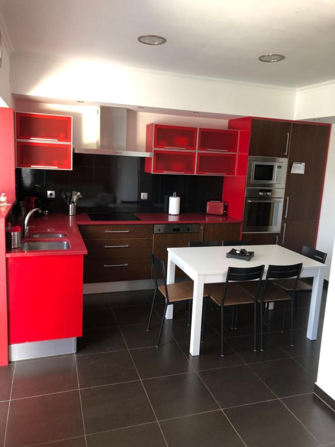 Apartment Jusqu'a 6 Personnes Sur La Presqu'ile De Surf Portugal *