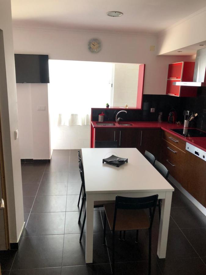 Apartment Jusqu'a 6 Personnes Sur La Presqu'ile De Surf Portugal